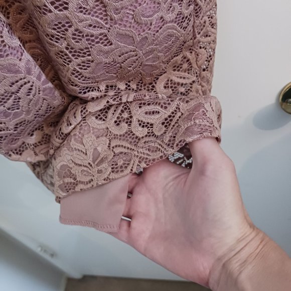 NWOT - G by Guess Bodycon Dress - Blush Floral Stitch - Picture 7 of 9